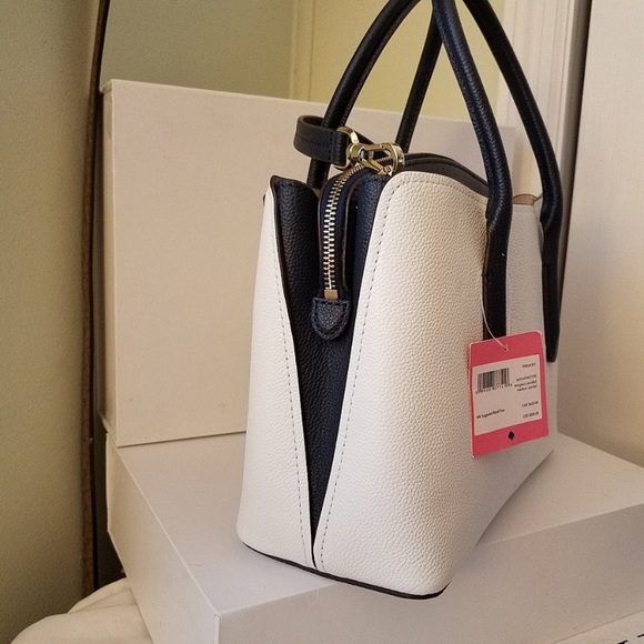 LIKE NEW KATE SPADE ♠️ NEW YORK MARGAUX SMALL - Picture 2 of 16